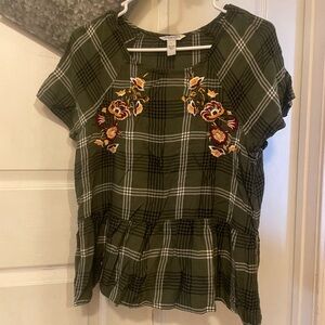 Green Plaid Top with Floral Embroidery Large